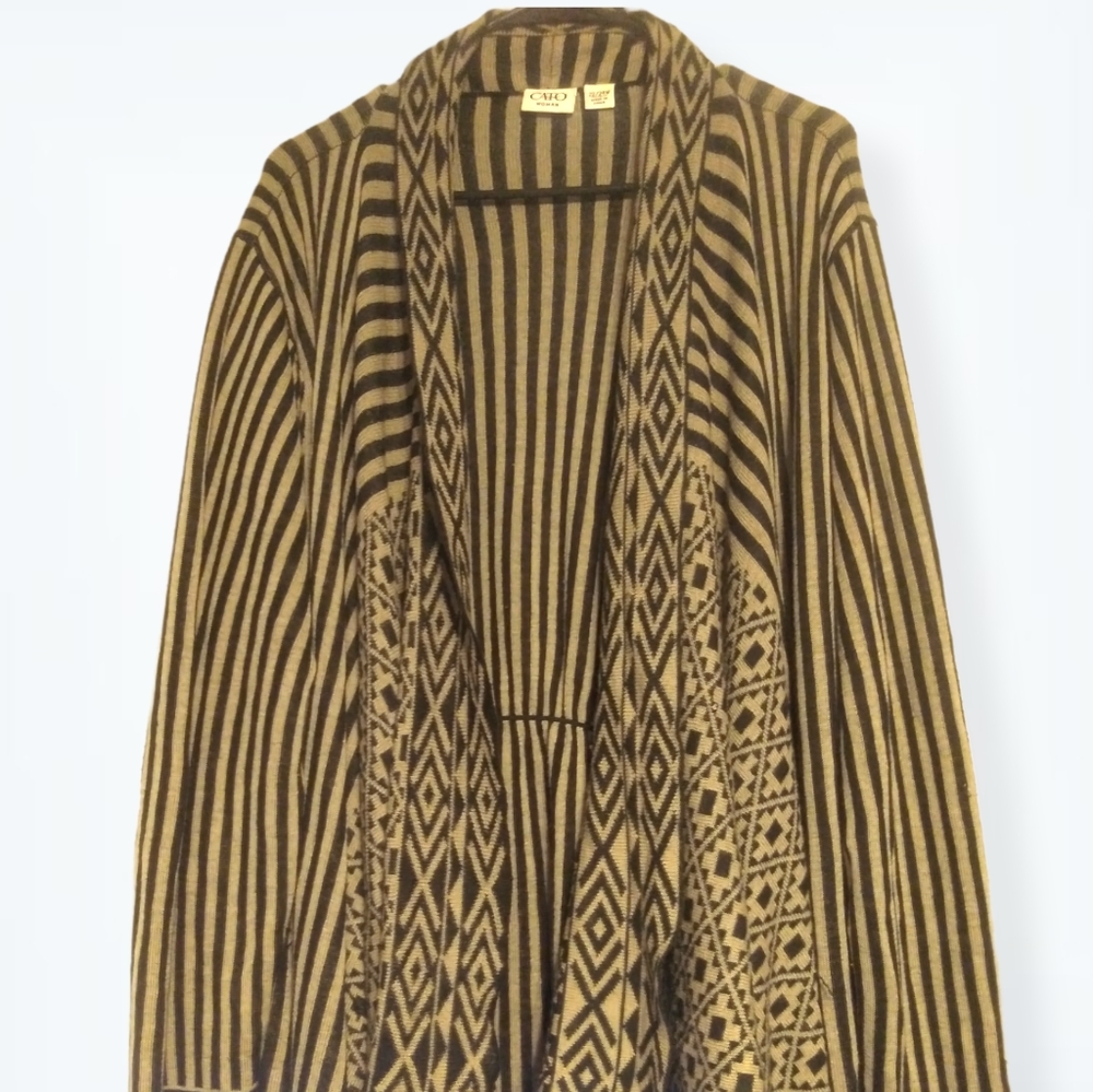 Cato Women Aztec Print Cardigan Asymmetrical Hem